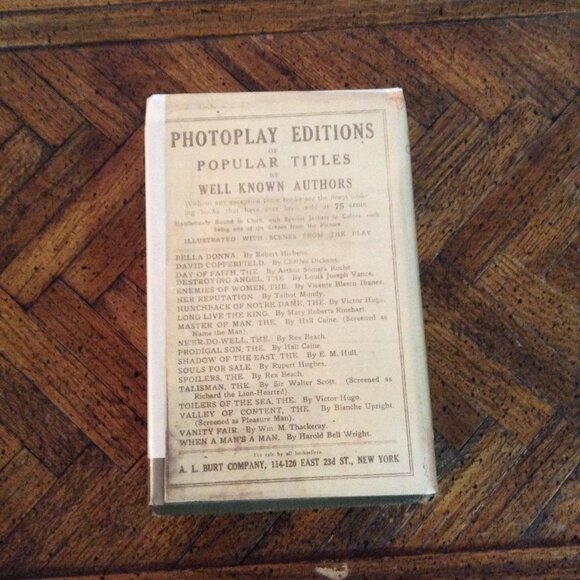 ORIGINAL 1924 Photoplay edition of The Green Goddess, Novelization of 1920 Play - Picture 3 of 8